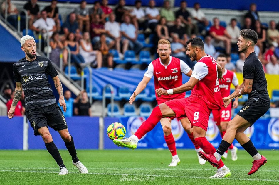 东队屹立C 东队屹立C