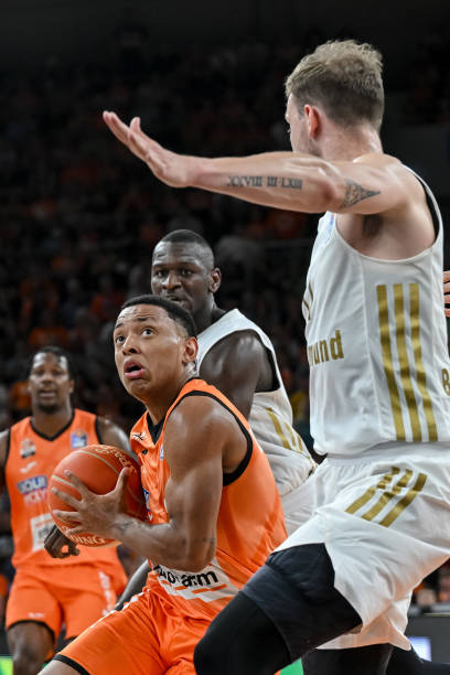 举一个暴露 举一个暴露