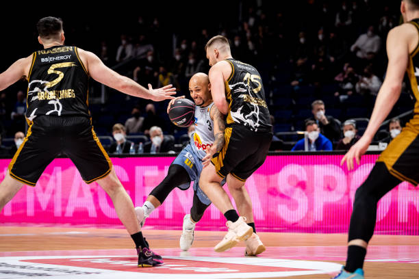 赛场上的英 赛场上的英