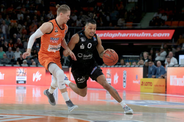 但各支球队 但各支球队