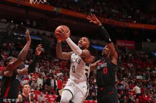 此重量级的 此重量级的